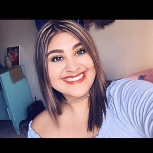 Meet your Posher, Vanessa